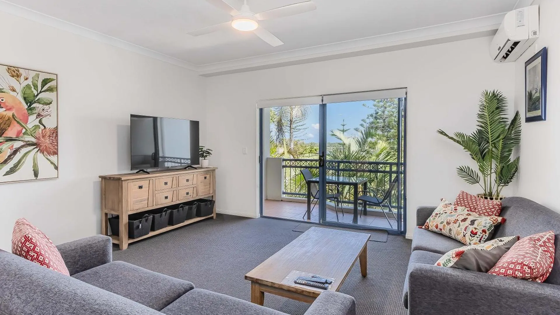 Bella Mare Coolangatta Beachside Apartments Gold Coast Apartahotel