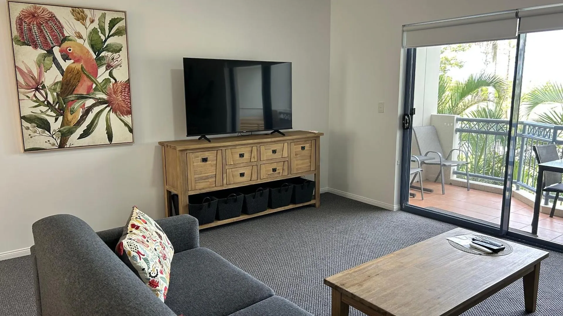 Bella Mare Coolangatta Beachside Apartments Gold Coast 4*,  Australia